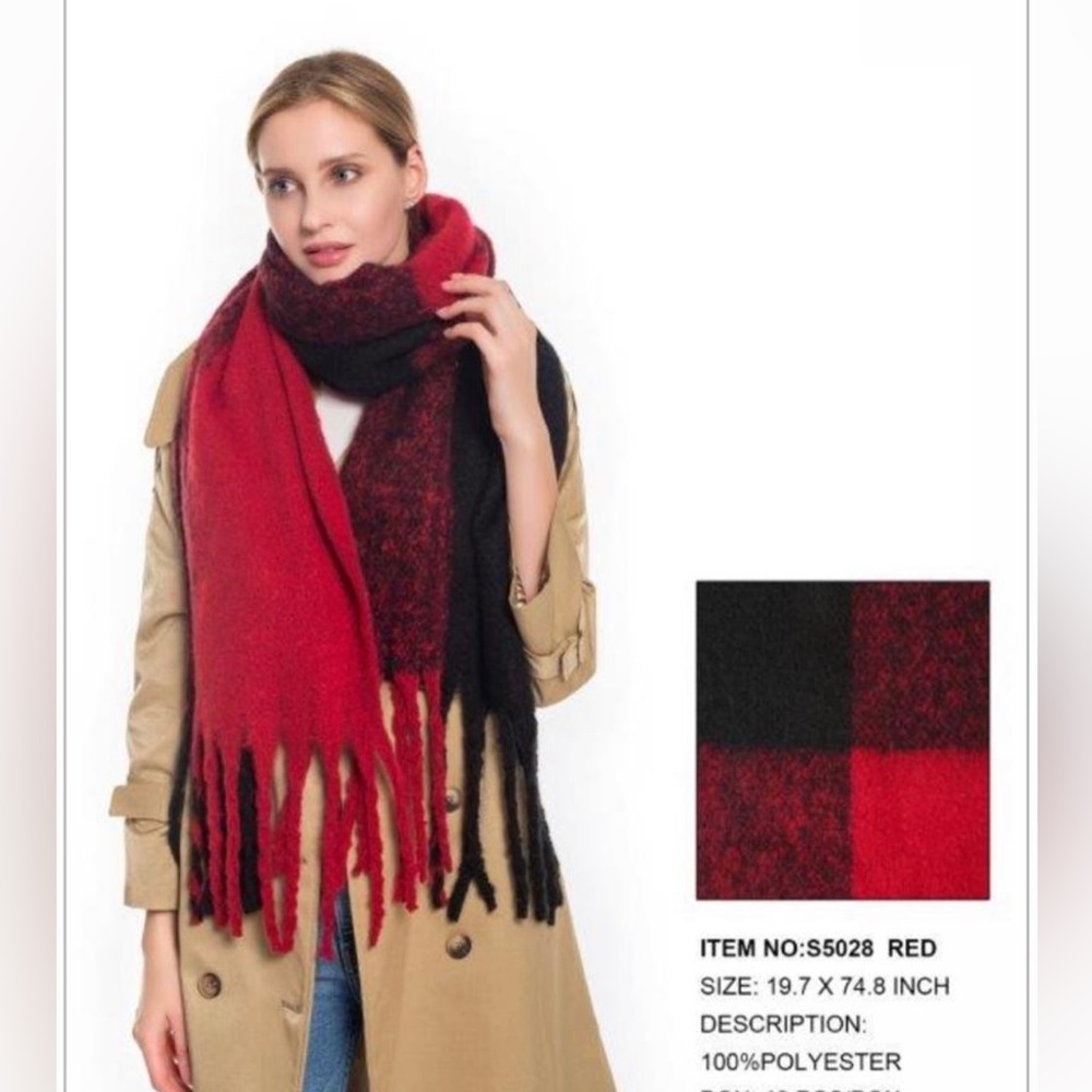 Woman scarf Parisecase 100% poly soft comfortable